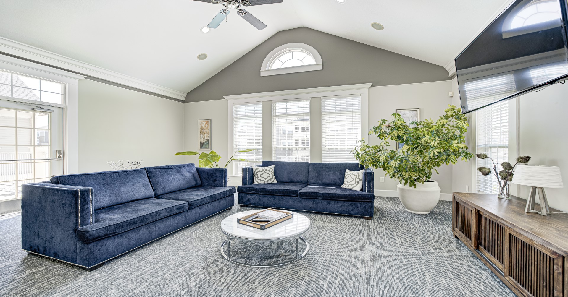 Stonebridge Resident Lounge 1